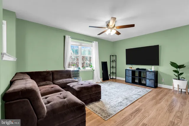 $350,000 | 101 Camber Lane, Mount Laurel, NJ 08054