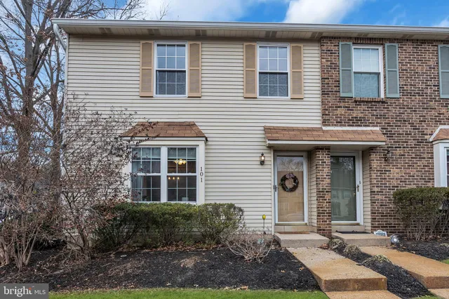 $350,000 | 101 Camber Lane, Mount Laurel, NJ 08054