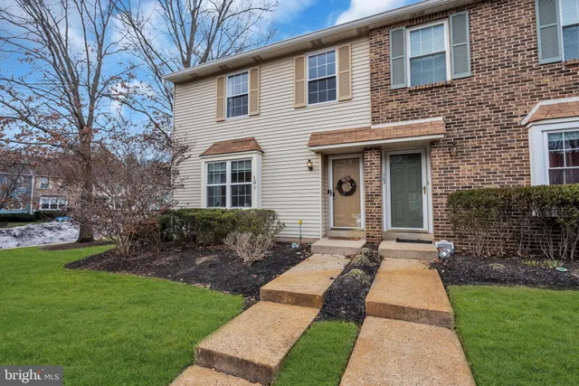 $350,000 | 101 Camber Lane, Mount Laurel, NJ 08054