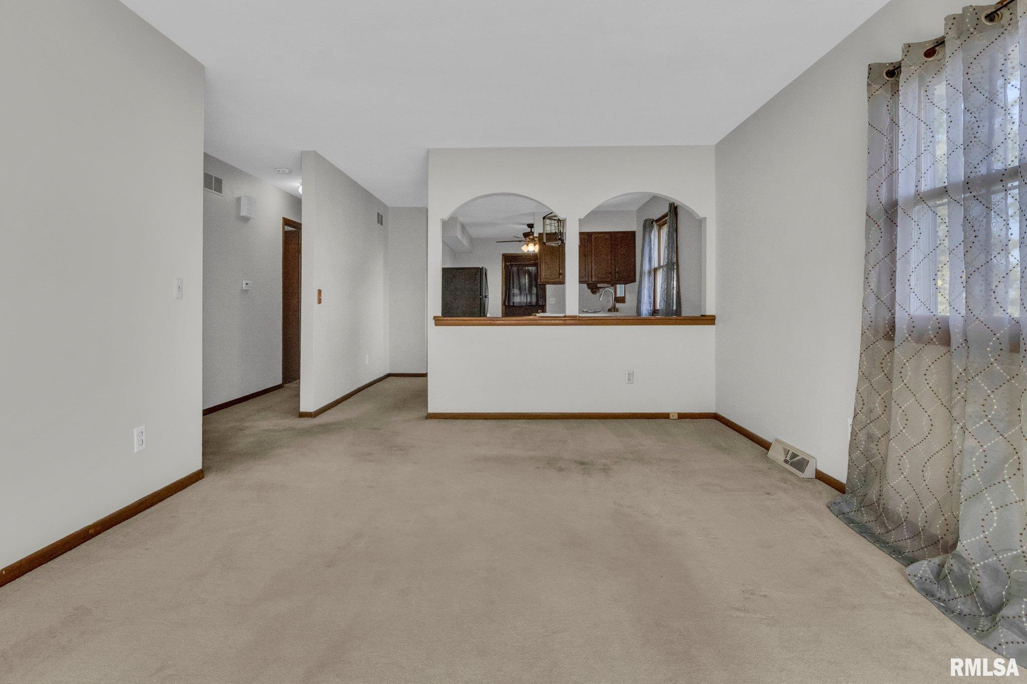 218 17th Street Silvis, IL 61282 - Photo 10 of 19