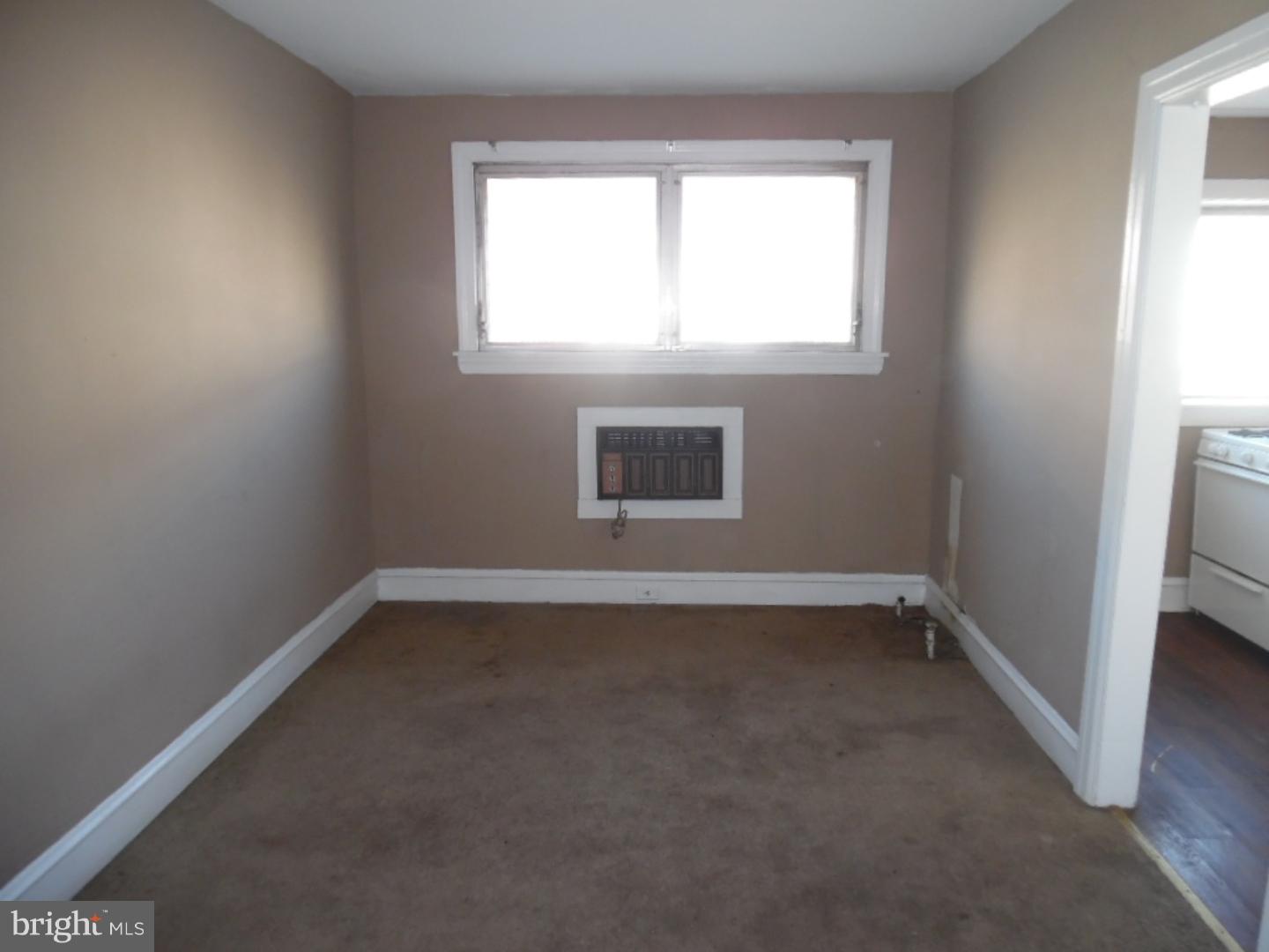 7131 Radbourne Road Upper Darby, PA 19082 - Photo 3 of 12