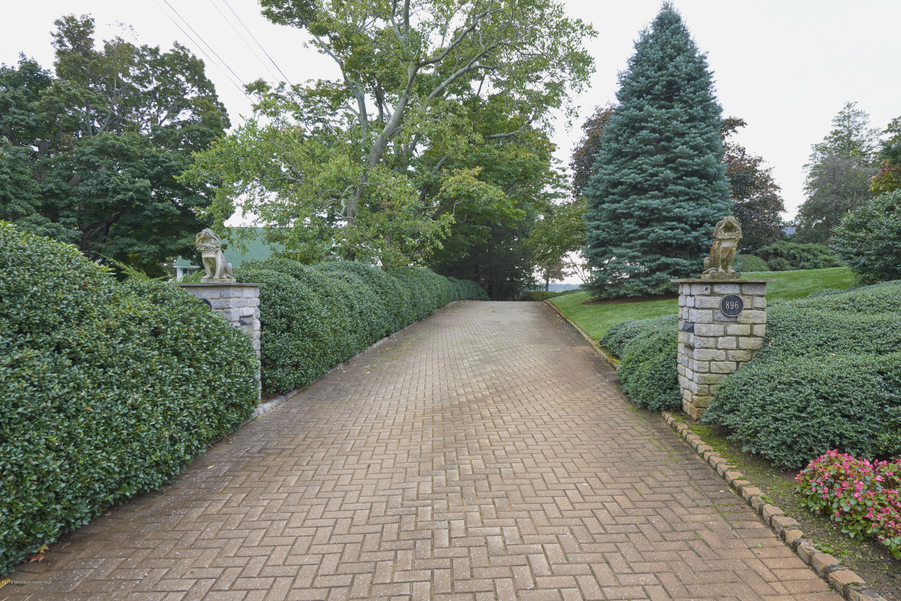 896 Navesink River Road Rumson, NJ 07760 - Photo 2 of 25 BAP_6096