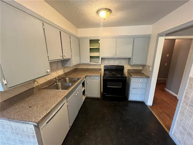 $165,000 | 6333 Blue Ridge, Raytown, MO 64133