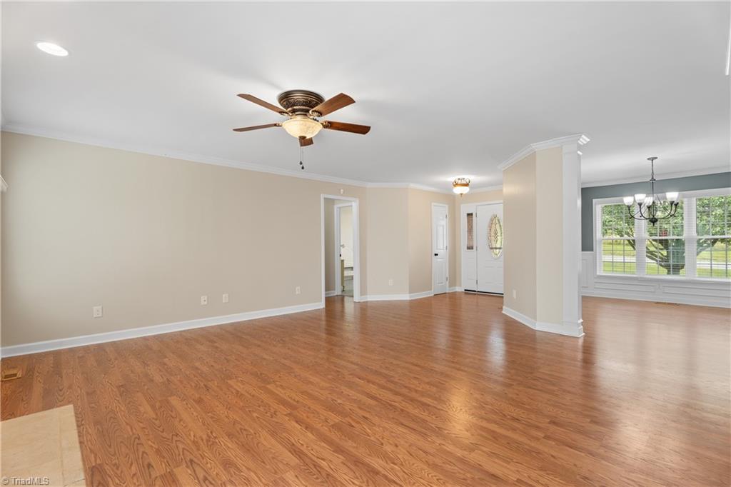 2531 Slate Road King, NC 27021 - Photo 7 of 40 Living room