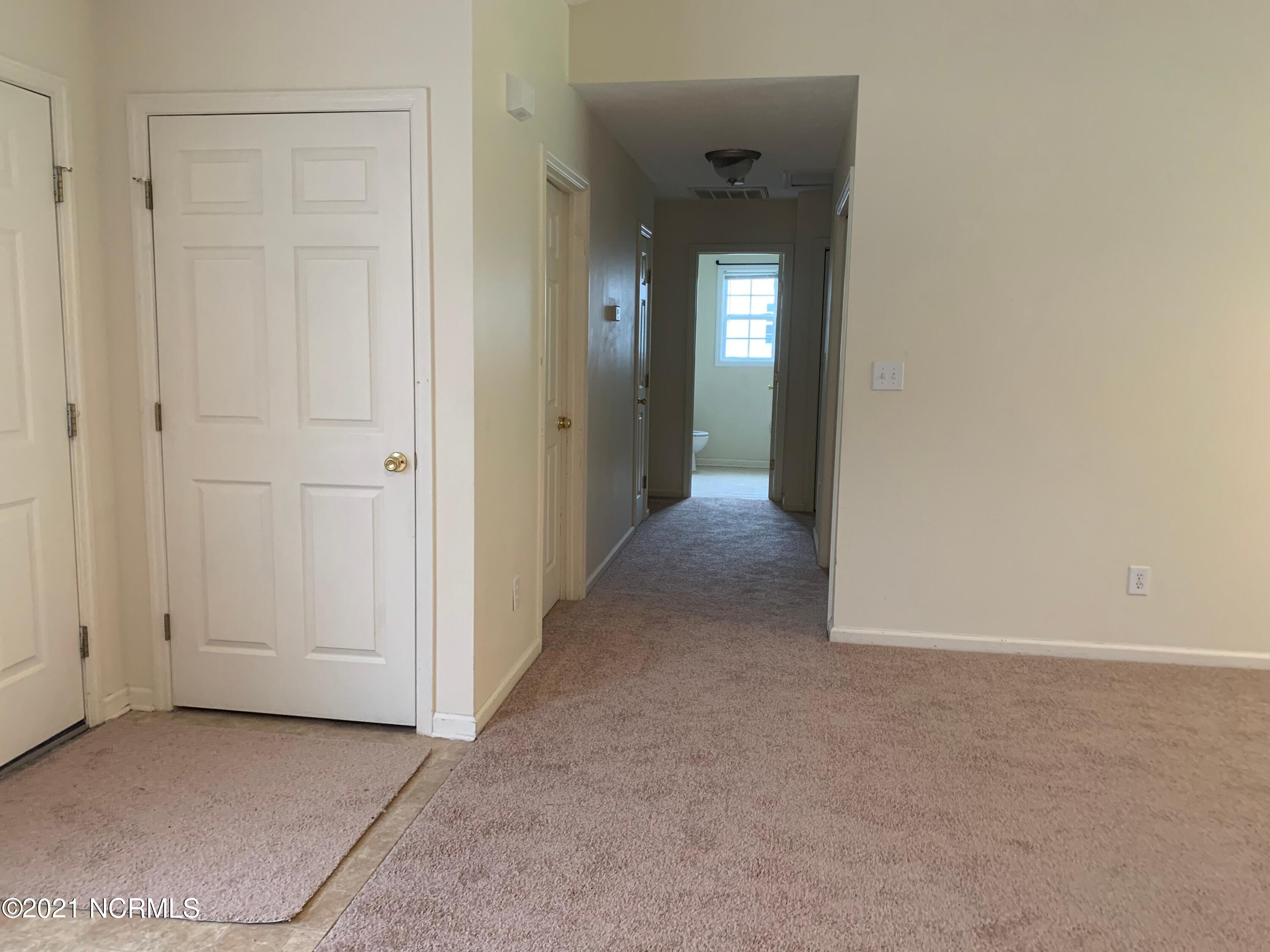 105 Arrowhead Trail New Bern, NC 28562 - Photo 6 of 20 IMG_0571