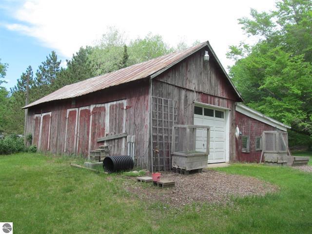21539 22 Mile Road Tustin, MI 49688 - Photo 36 of 44 Gallery Image 36