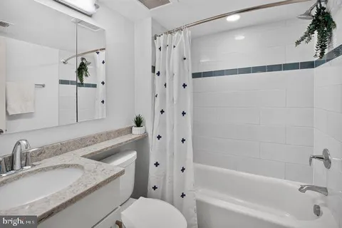 $575,000 | 1341 East Capitol Street Southeast, Unit 108, Washington, DC 20003