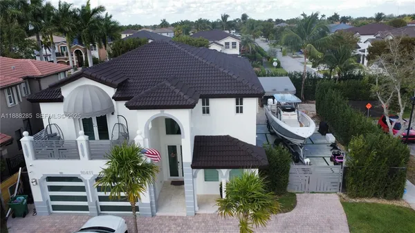 $1,100,000 | 16411 Southwest 60th Terrace, Miami, FL 33193