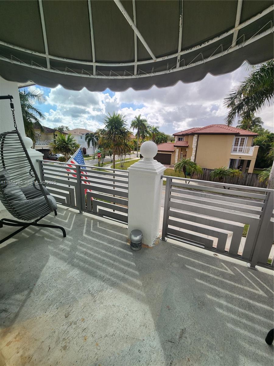 16411 Southwest 60th Terrace Miami, FL 33193 - Photo 28 of 37 a view of a patio