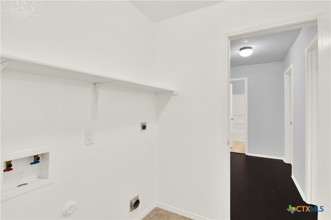 117 Bashaw Loop Temple, TX 76502 - Photo 17 of 20 Primary Closet 001