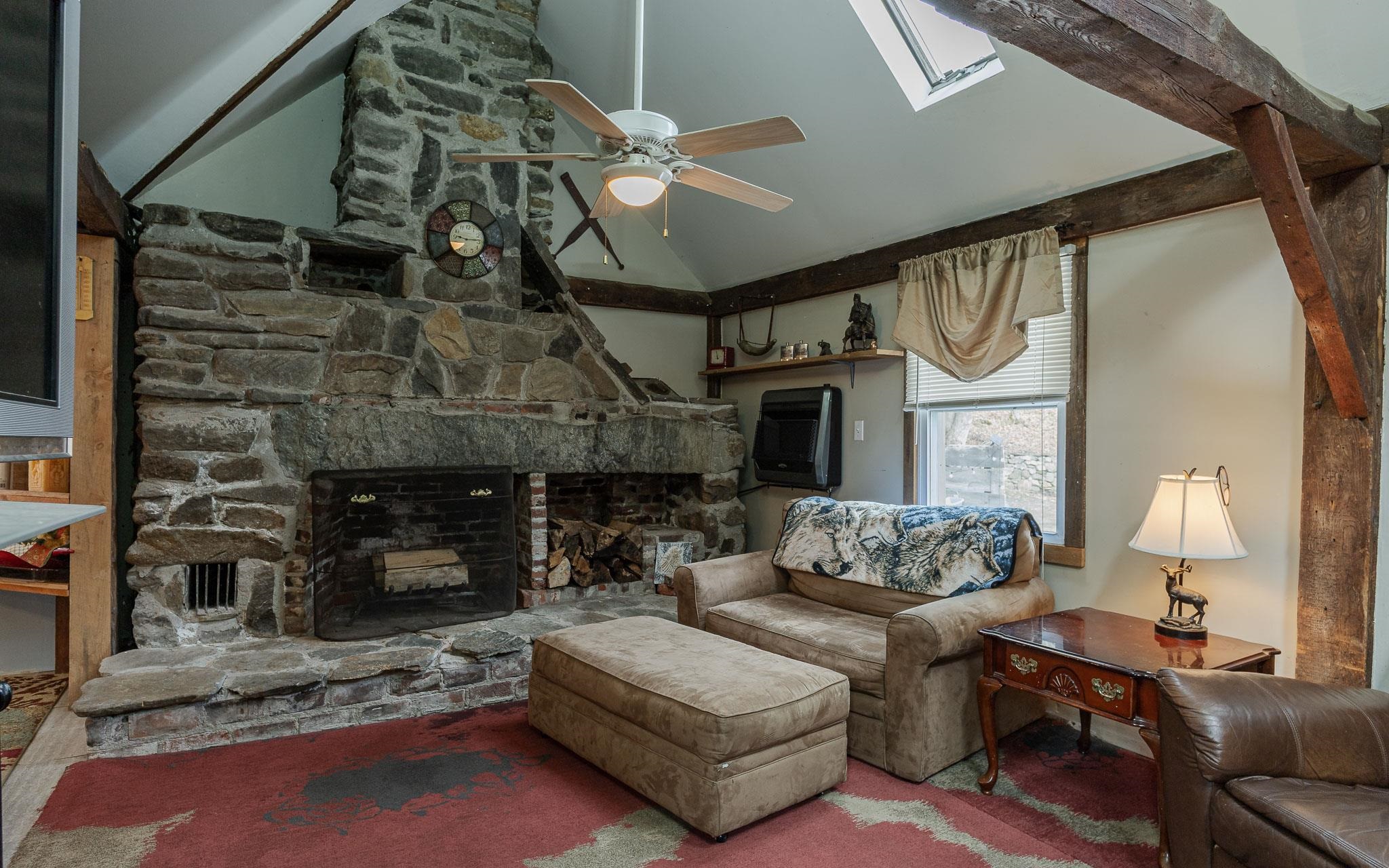 46 Old Cheshire Turnpike Walpole, NH 03608 - Photo 11 of 26