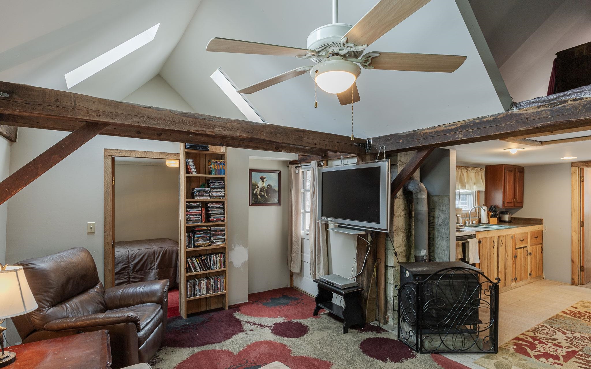 46 Old Cheshire Turnpike Walpole, NH 03608 - Photo 9 of 26