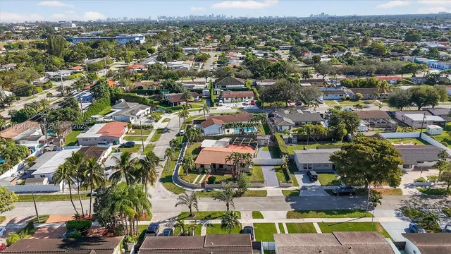 $799,000 | 1701 Southwest 92nd Place, Miami, FL 33165