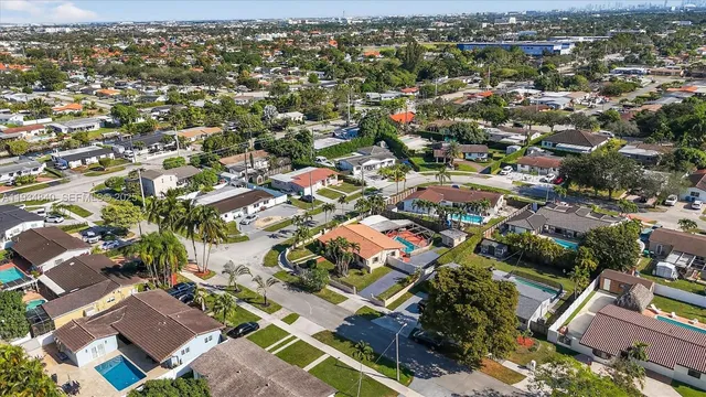 $799,000 | 1701 Southwest 92nd Place, Miami, FL 33165