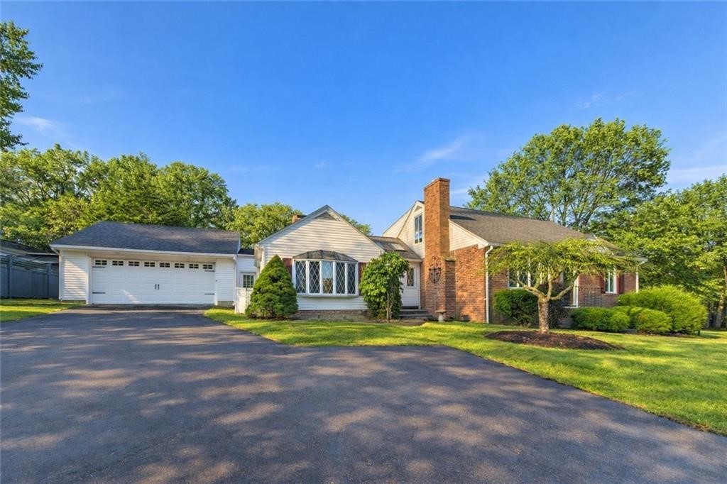 299 West Allenton Road North Kingstown, RI 02852 - Photo 1 of 18