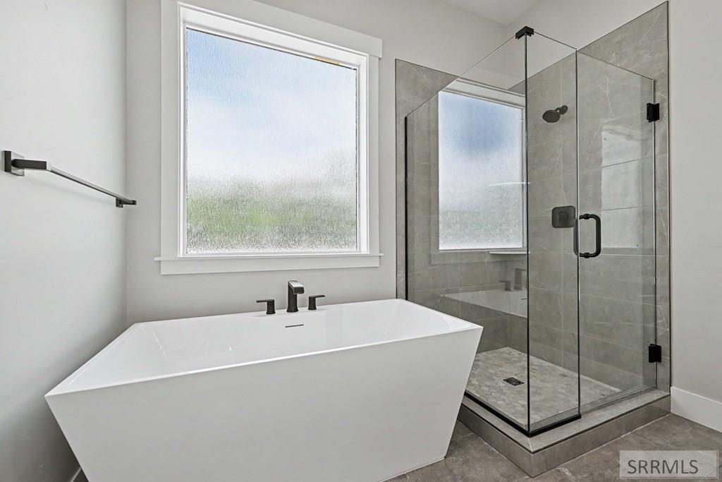 448 Willowbend Rigby, ID 83442 - Photo 7 of 17 Primary Ensuite
