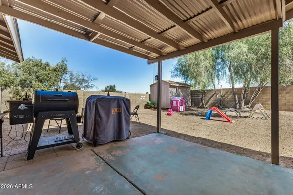 $444,944 | 1833 North Edgewater Circle, Mesa, AZ 85207