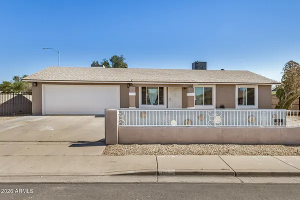 $444,950 | 1833 North Edgewater Circle, Mesa, AZ 85207