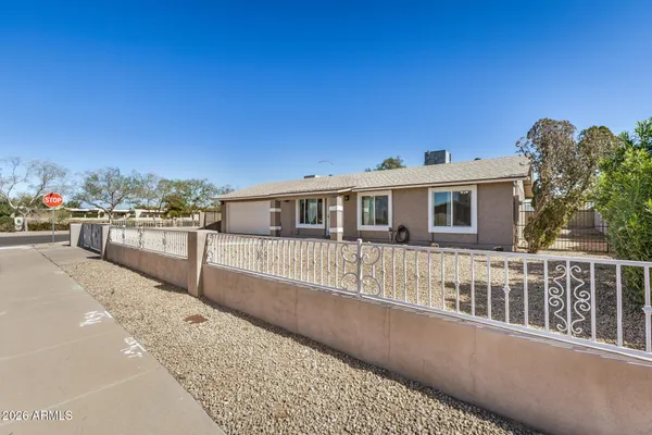 $444,950 | 1833 North Edgewater Circle, Mesa, AZ 85207