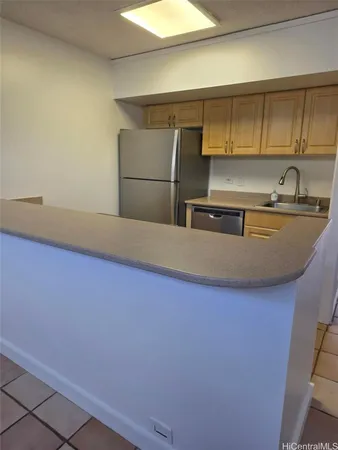$3,425 | 3030 Pualei Circle, Unit 311, Honolulu, HI 96815