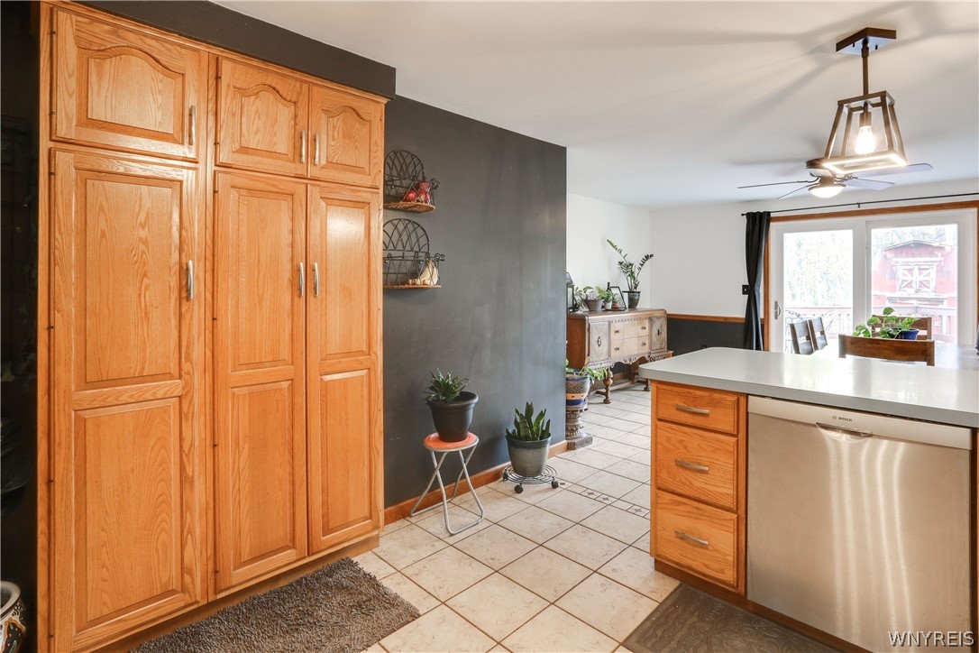 373 Ayer Road Amherst, NY 14221 - Photo 8 of 23