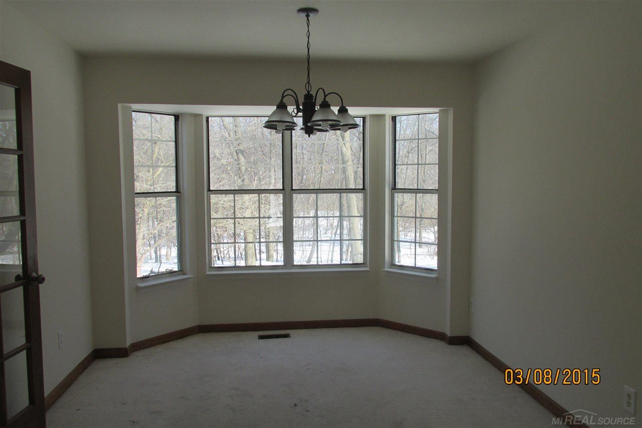 1356 East Fairview Lane Rochester Hills, MI 48306 - Photo 7 of 13