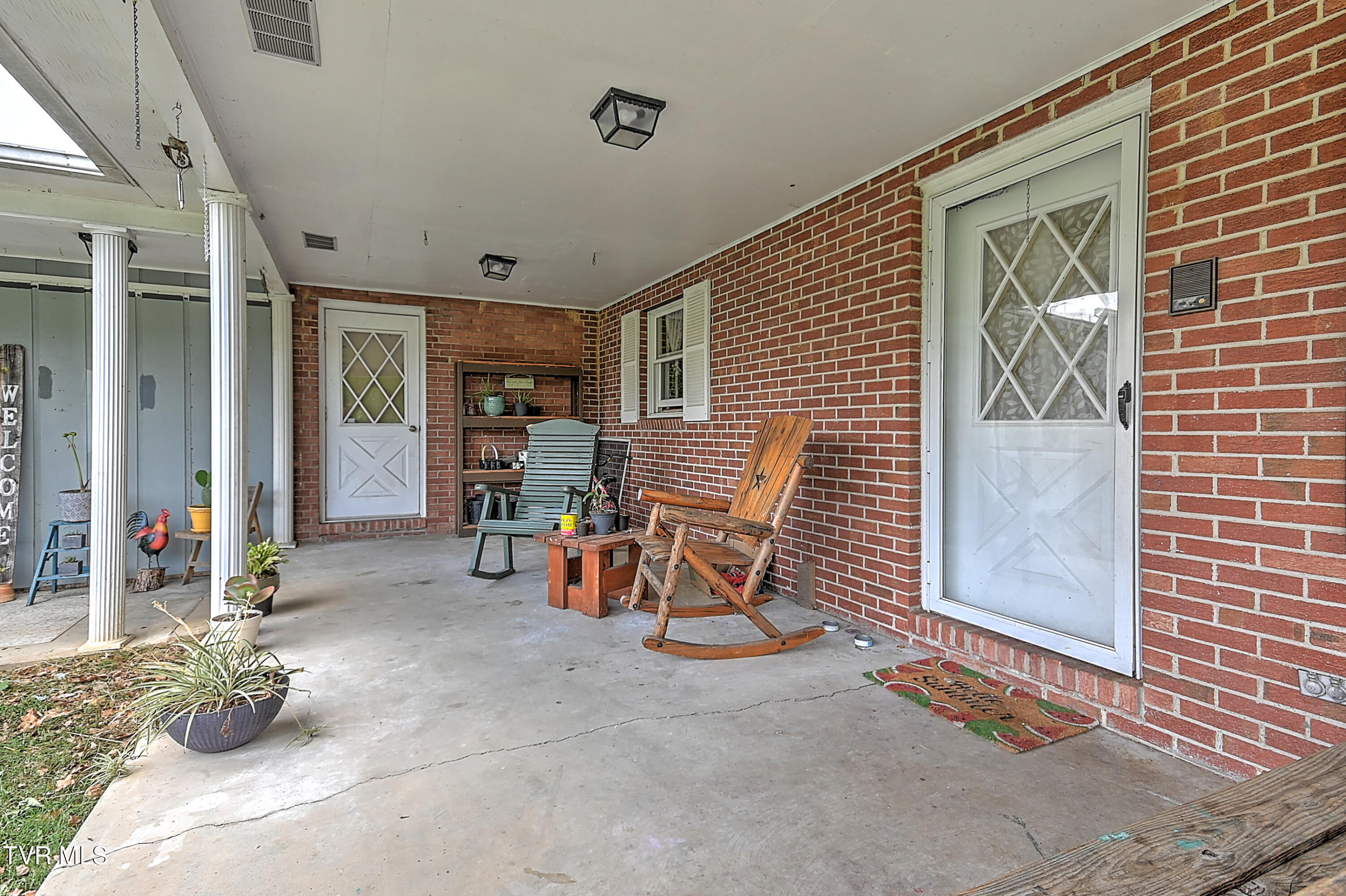 509 9th Street Erwin, TN 37650 - Photo 16 of 60 509 9th St MR-64