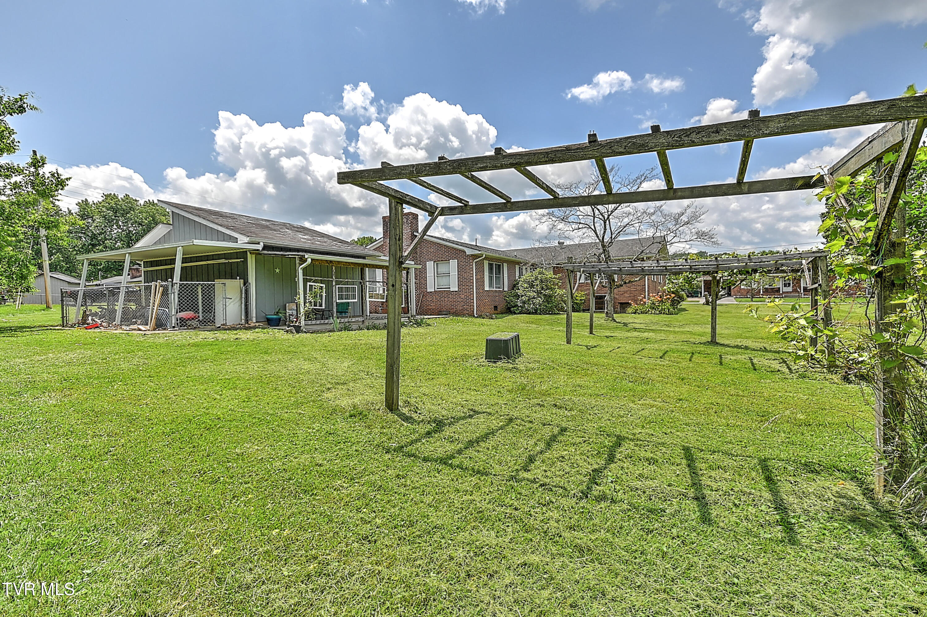 509 9th Street Erwin, TN 37650 - Photo 21 of 60 509 9th St MR-52