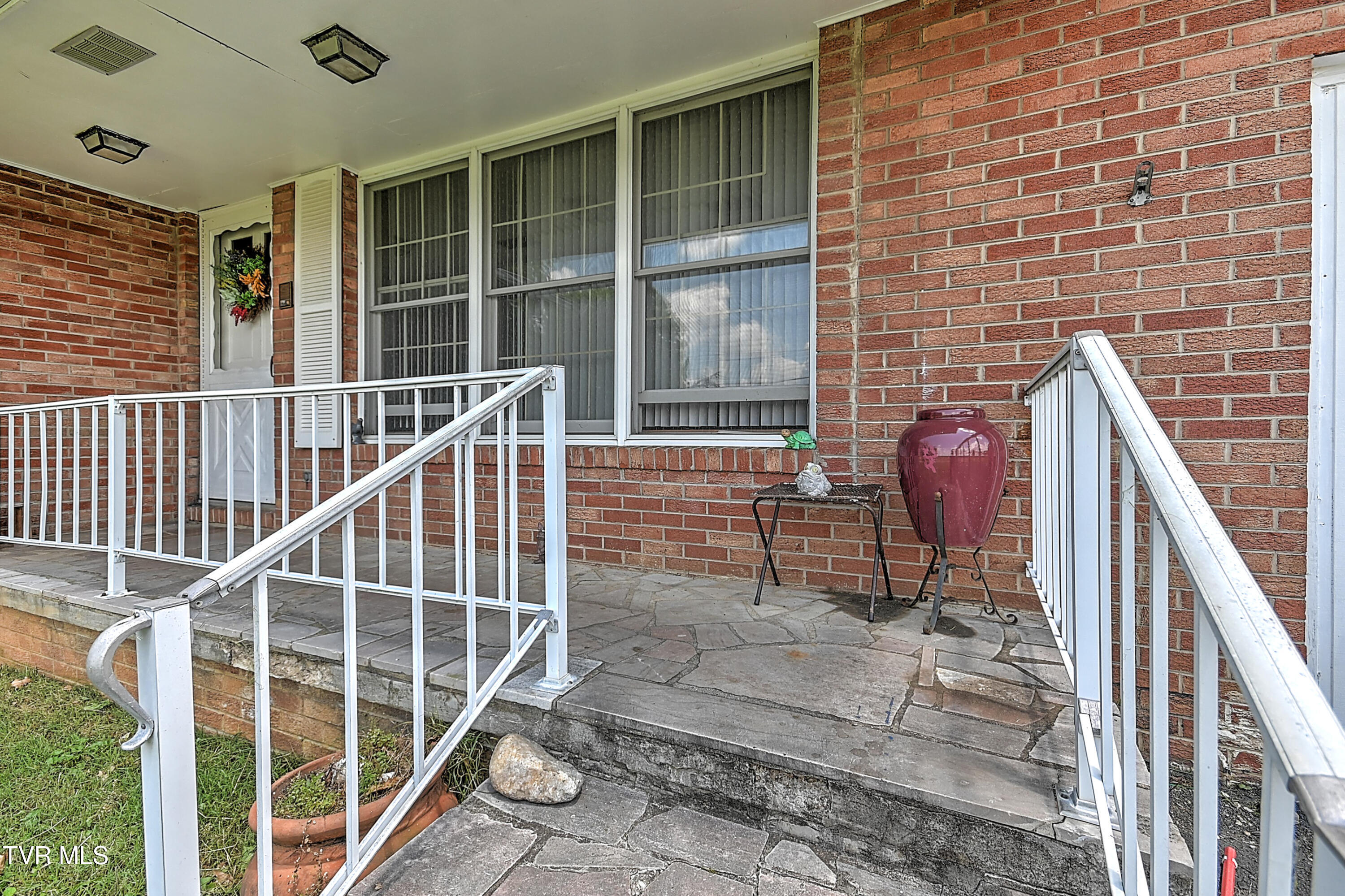 509 9th Street Erwin, TN 37650 - Photo 22 of 60 509 9th St MR-8
