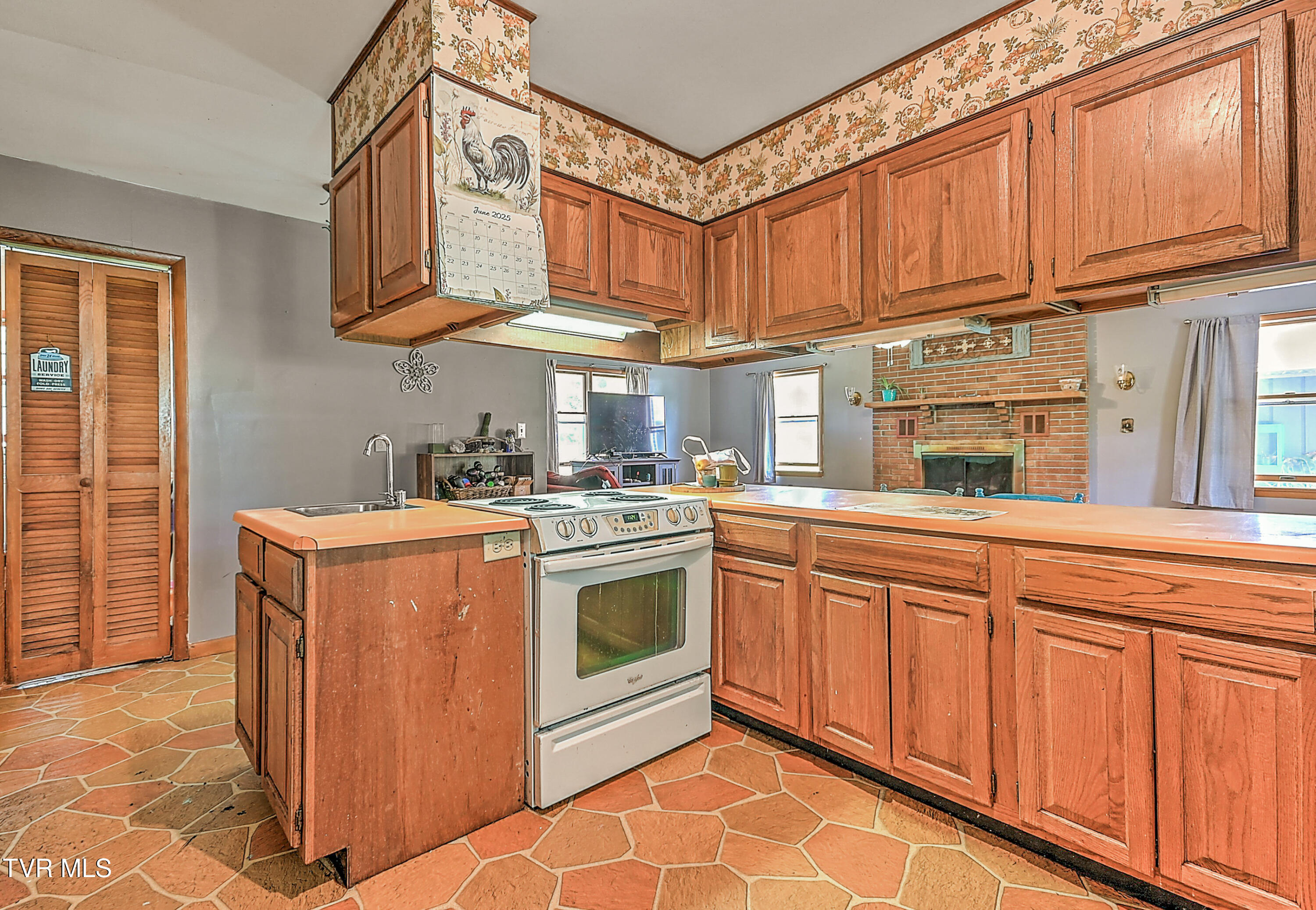 509 9th Street Erwin, TN 37650 - Photo 33 of 60 509 9th St MR-40