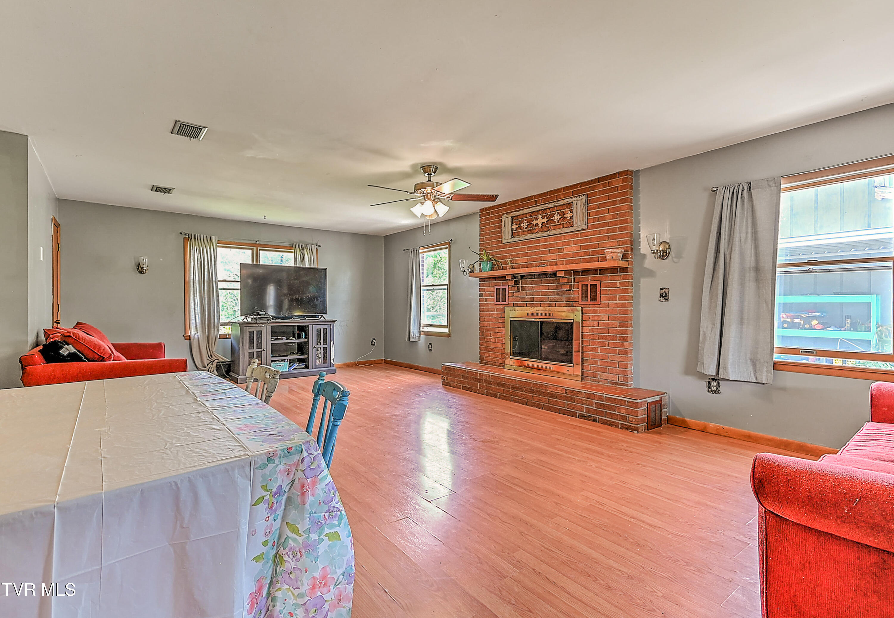 509 9th Street Erwin, TN 37650 - Photo 39 of 60 509 9th St MR-21