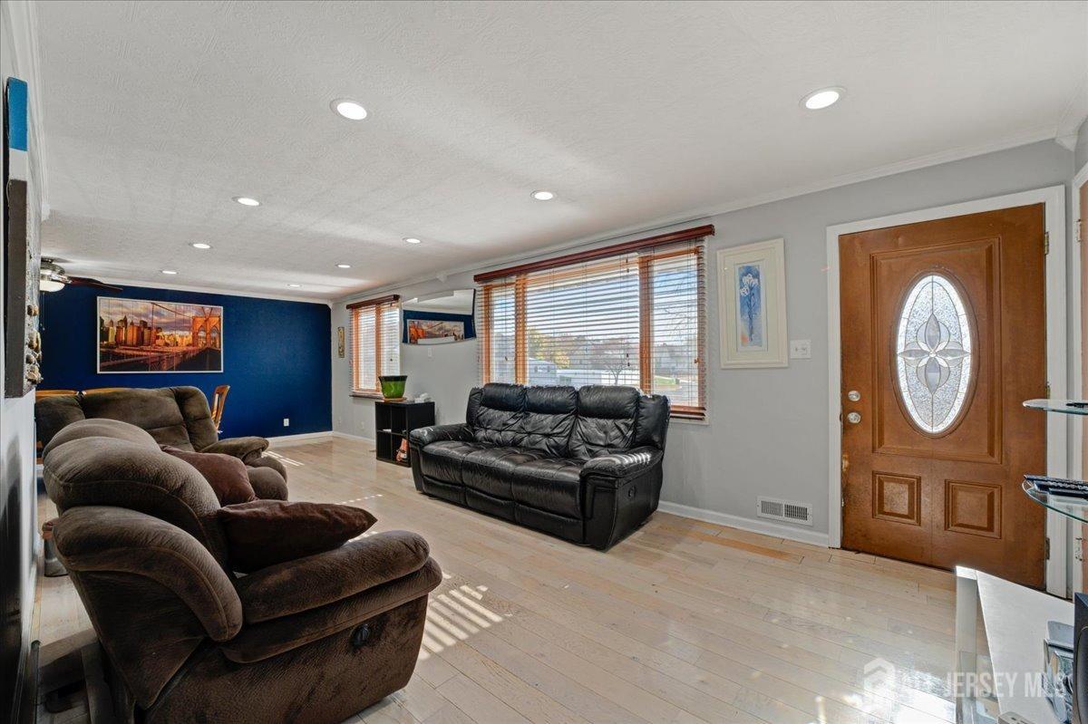 12 Dobson Road Old Bridge, NJ 08857 - Photo 4 of 23 Gallery Image 4