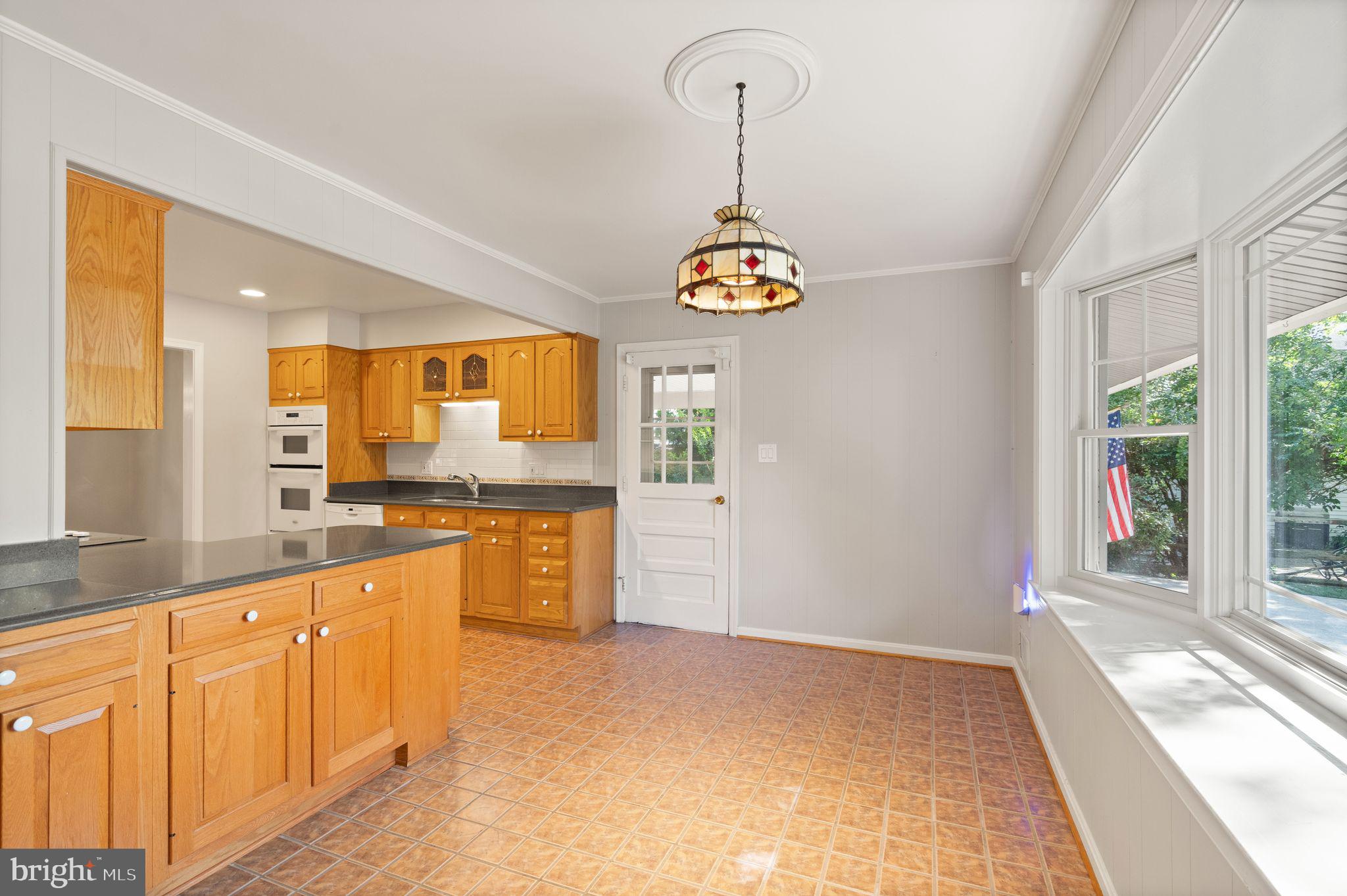 2403 Arrow Park Drive Alexandria, VA 22306 - Photo 16 of 45