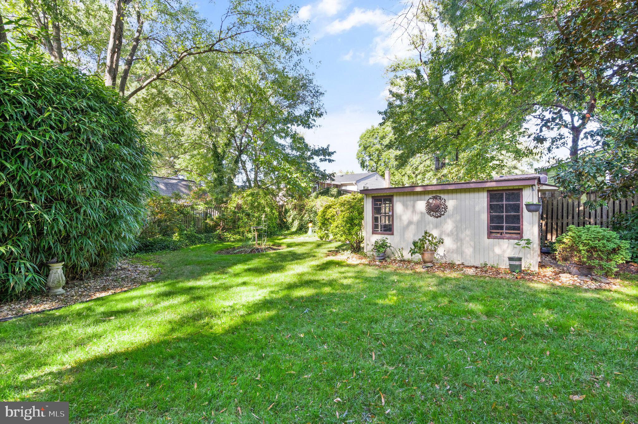 2403 Arrow Park Drive Alexandria, VA 22306 - Photo 38 of 45