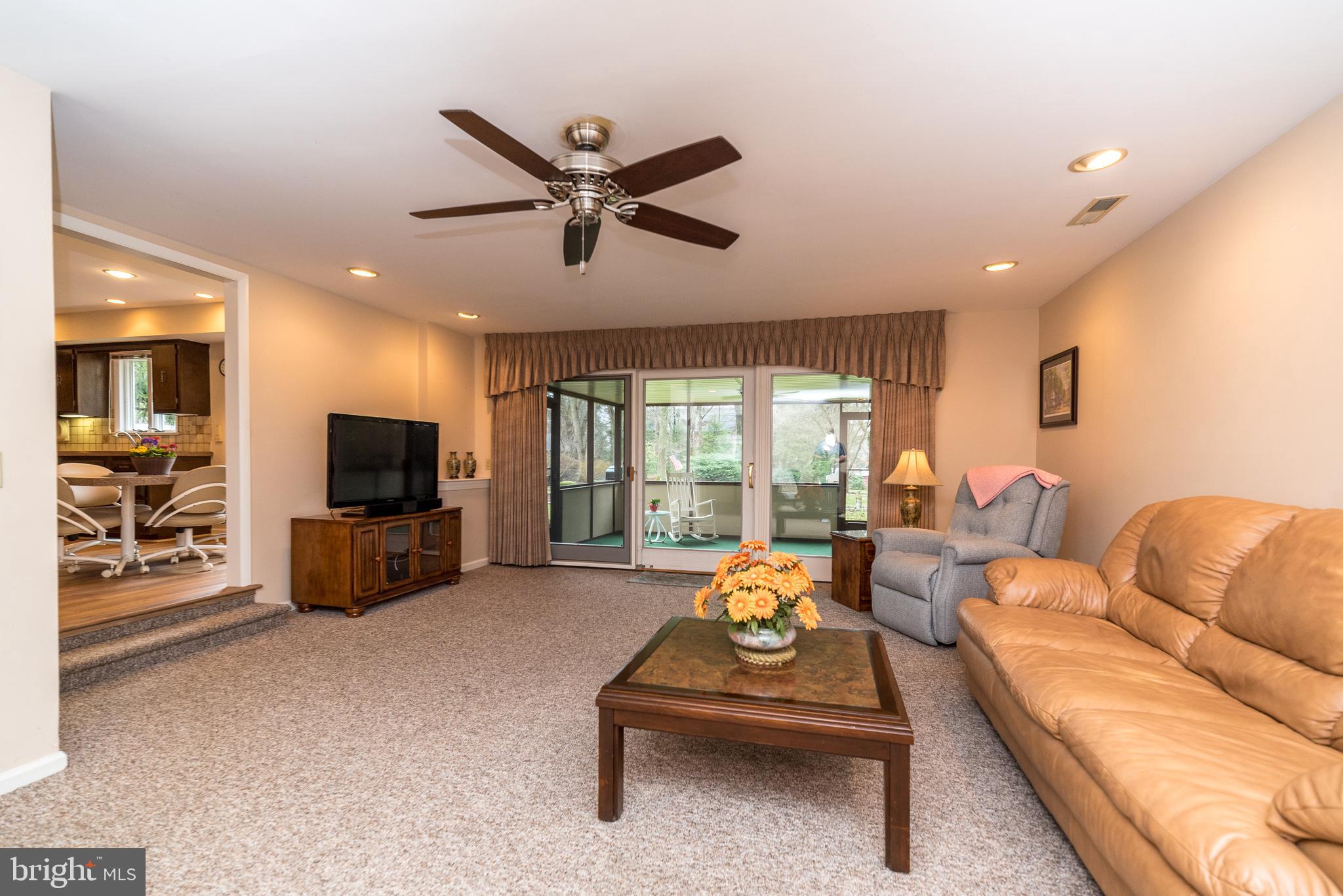 1483 Rosebud Road Southampton, PA 18966 - Photo 19 of 58 Huge Family Room