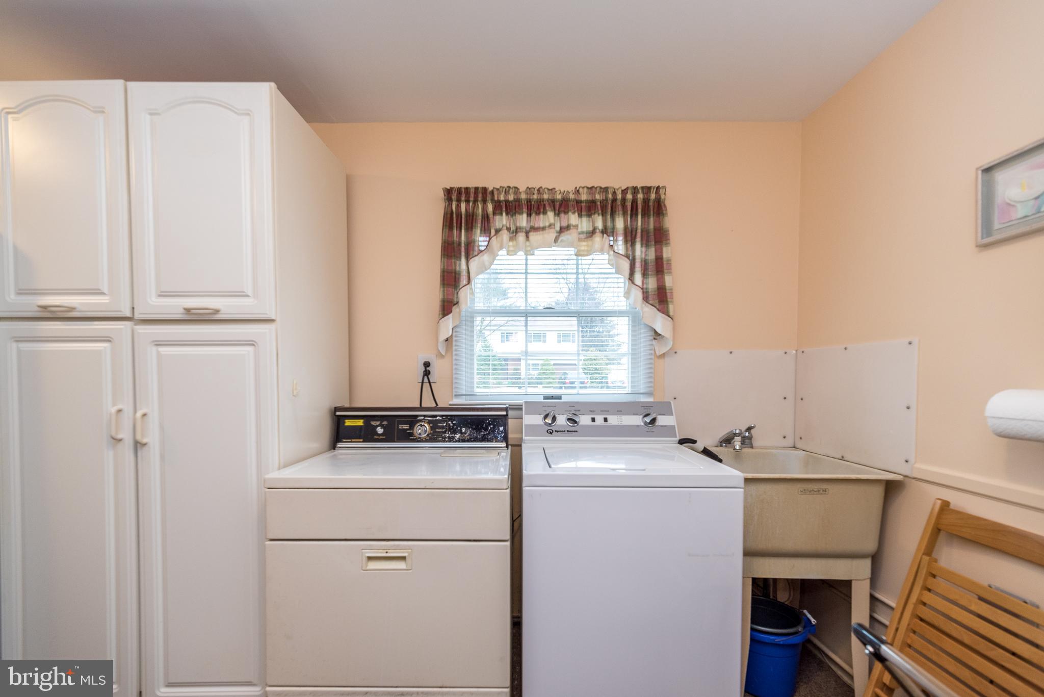 1483 Rosebud Road Southampton, PA 18966 - Photo 25 of 58 Laundry