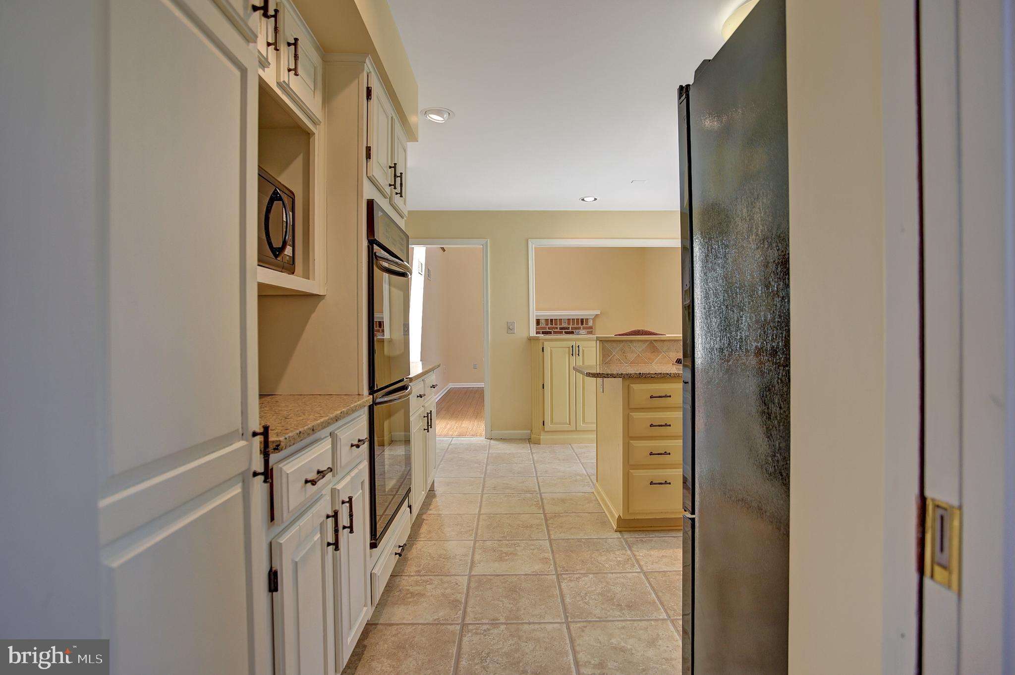 1022 Armstrong Road Carlisle, PA 17013 - Photo 10 of 32 Gallery Image 10