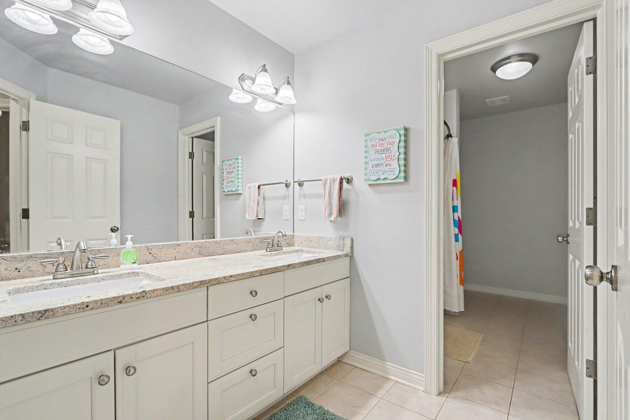 8203 Barony Point Mattawan, MI 49071 - Photo 31 of 48 030_file_7792