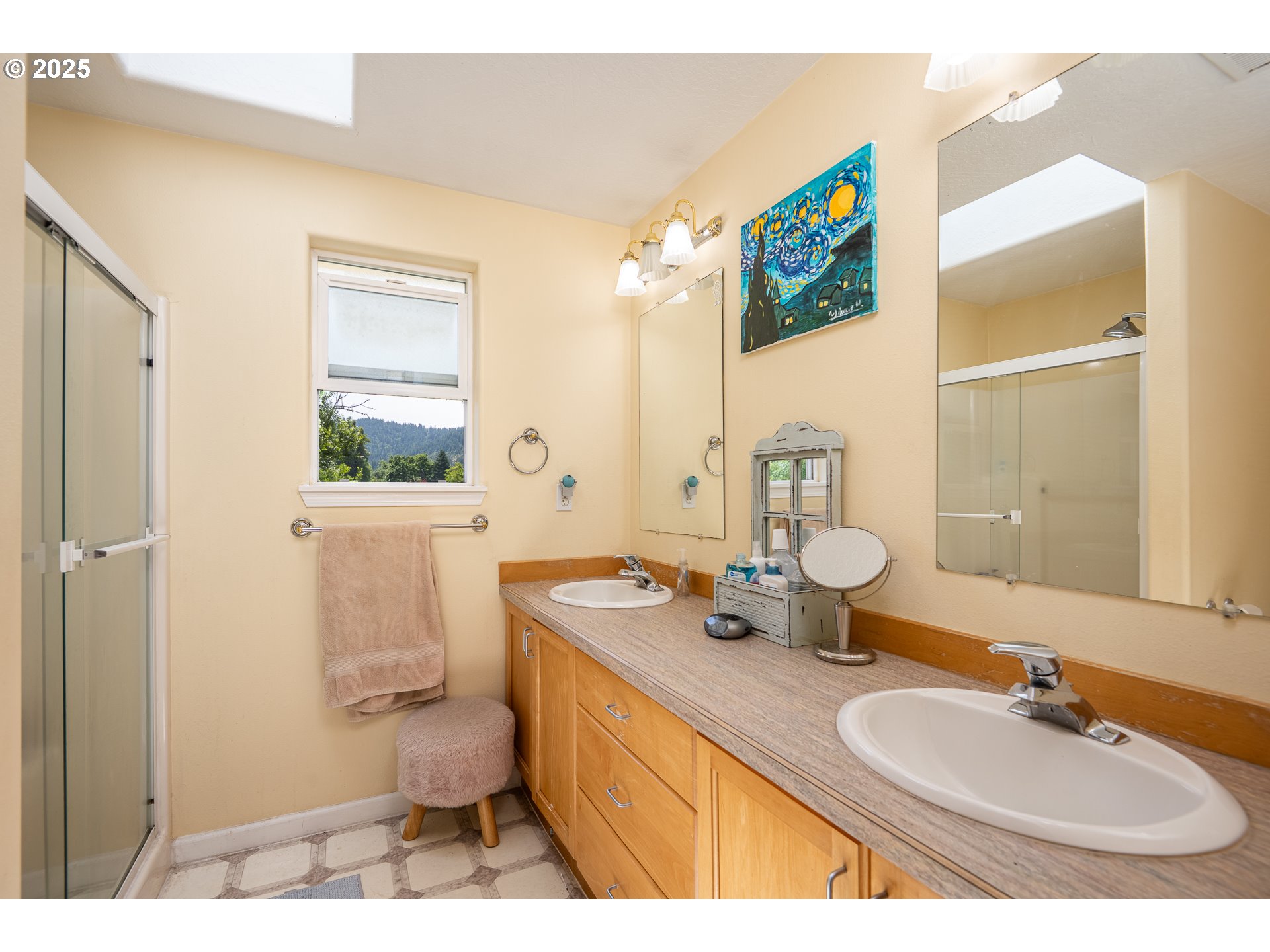 4217 Cole Way Springfield, OR 97478 - Photo 19 of 43 a bathroom with a granite countertop sink mirror vanity and toilet