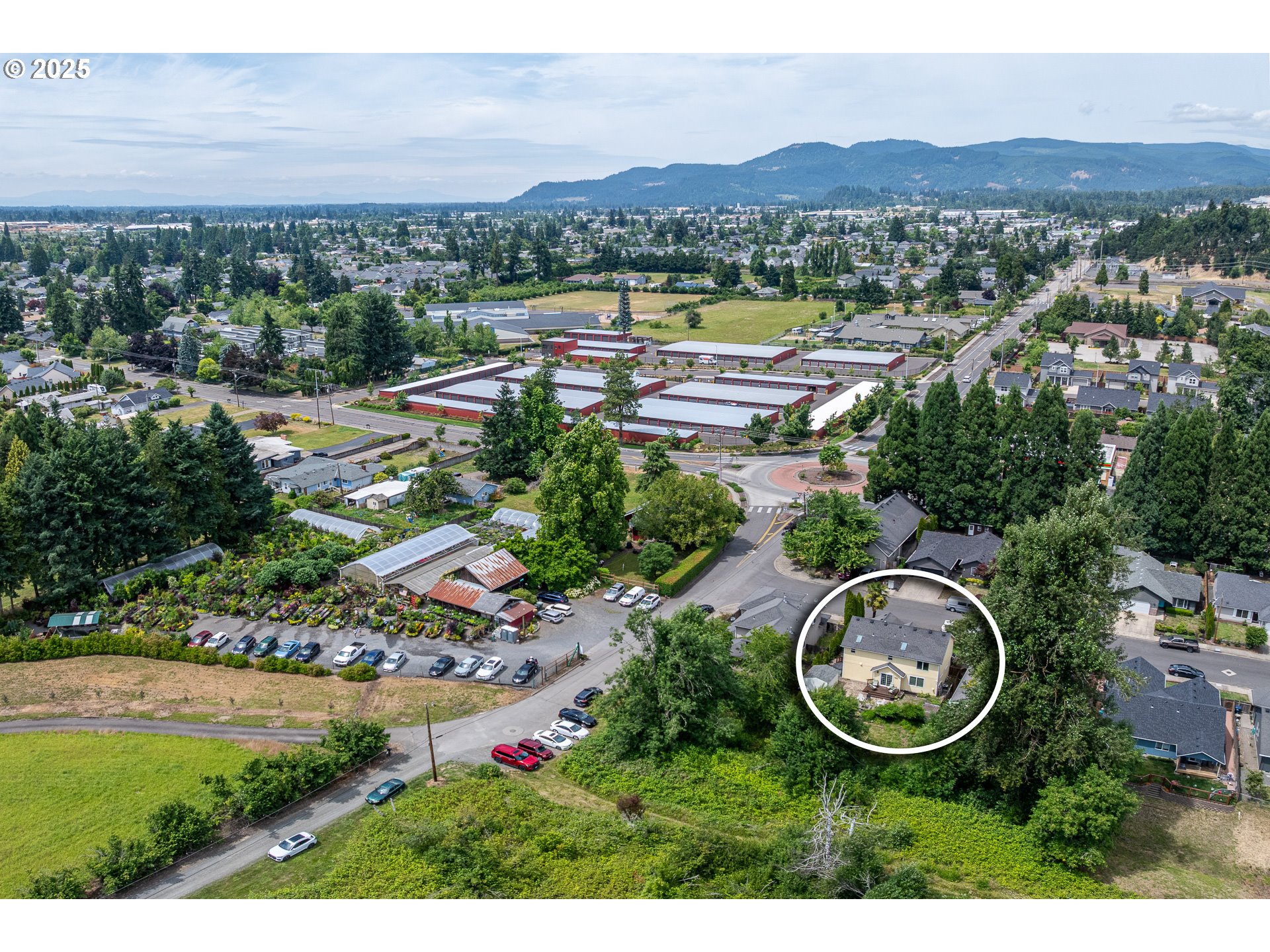 4217 Cole Way Springfield, OR 97478 - Photo 43 of 43 an aerial view of residential house with outdoor space and river view