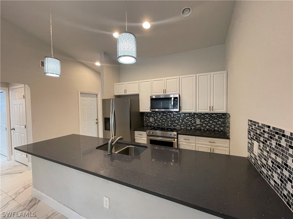 7418 Albany Road Fort Myers, FL 33967 - Photo 4 of 29 Gallery Image 4