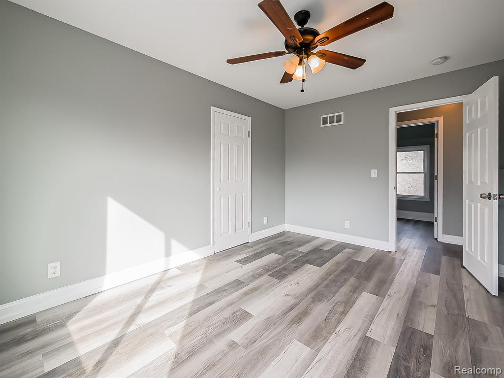 13 Mohawk Road Pontiac, MI 48341 - Photo 15 of 24