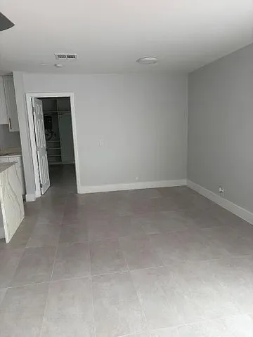 $250,000 | 14 Crossings Circle, Unit E, Boynton Beach, FL 33435