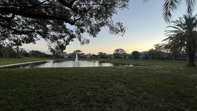 $250,000 | 14 Crossings Circle, Unit E, Boynton Beach, FL 33435