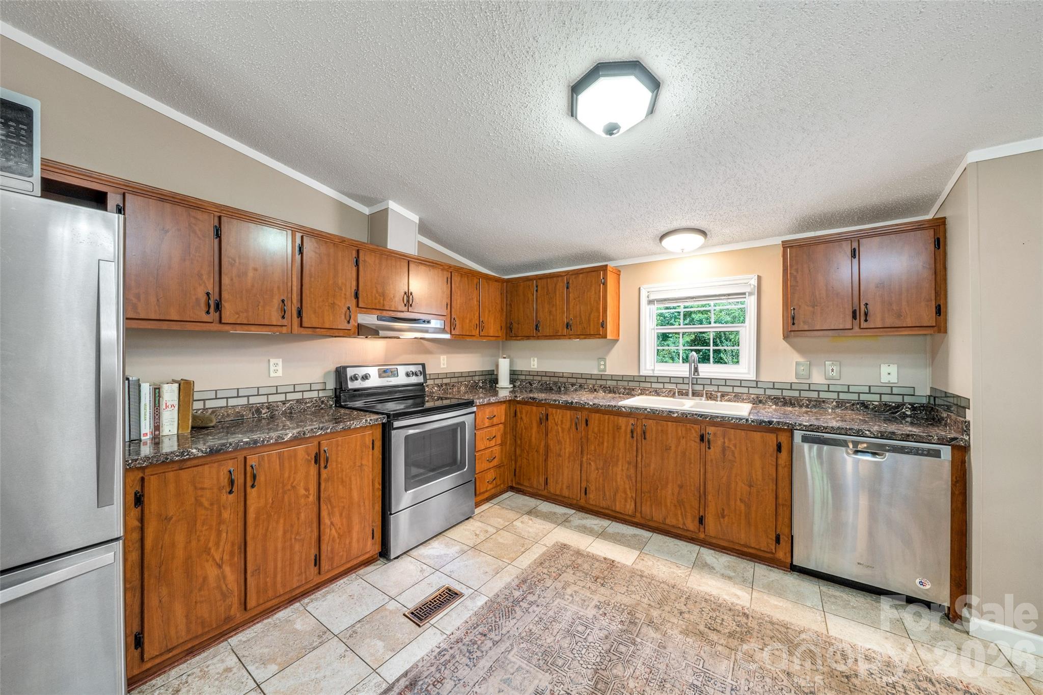 435 McMinn Road Hendersonville, NC 28792 - Photo 10 of 48