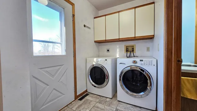 $303,301 | 221 Highway 71, Sebeka, MN 56477