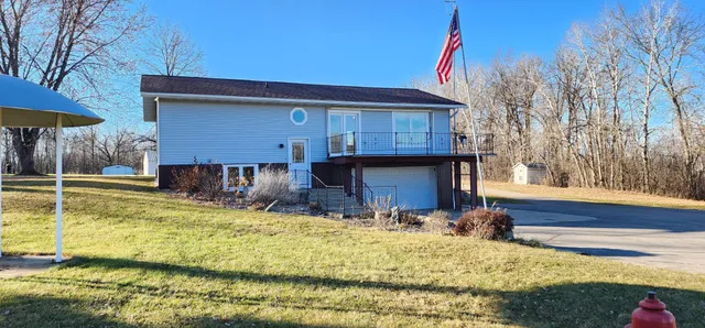 $303,301 | 221 Highway 71, Sebeka, MN 56477