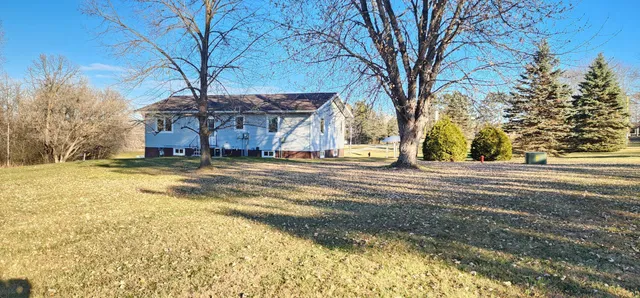 $303,301 | 221 Highway 71, Sebeka, MN 56477