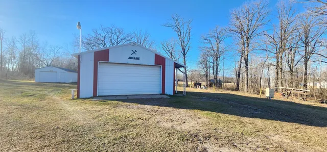 $303,301 | 221 Highway 71, Sebeka, MN 56477