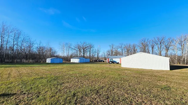$303,301 | 221 Highway 71, Sebeka, MN 56477